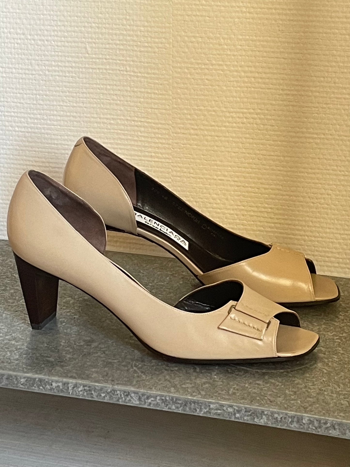 balenciaga cream heels