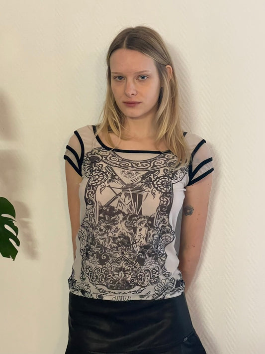 save the queen! mesh top