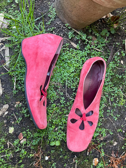 vintage suede ballerinas