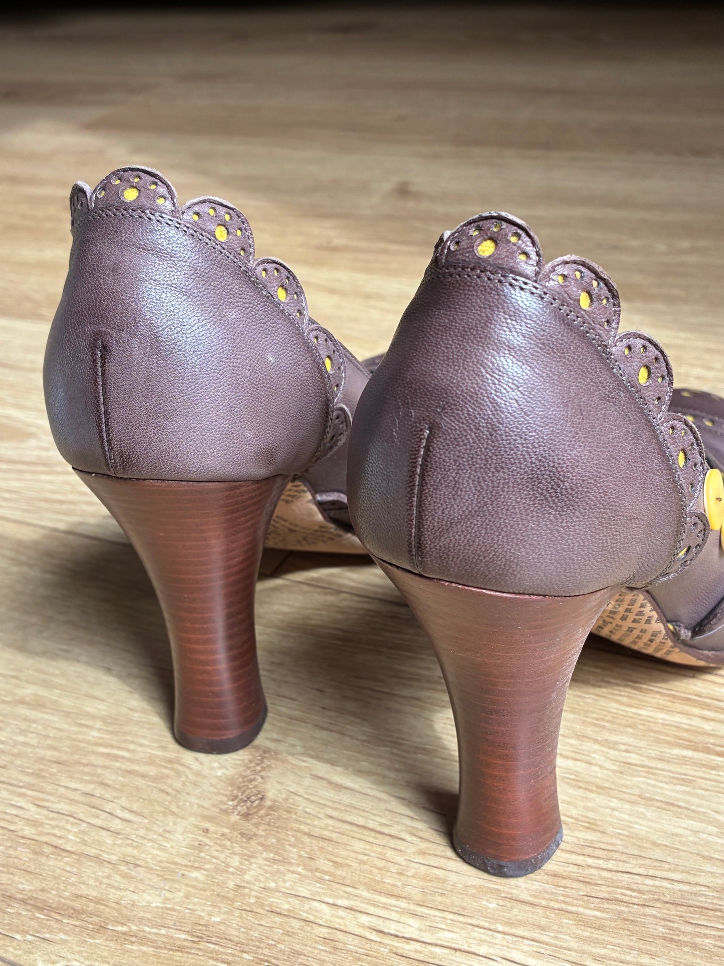 galliano sequins pumps
